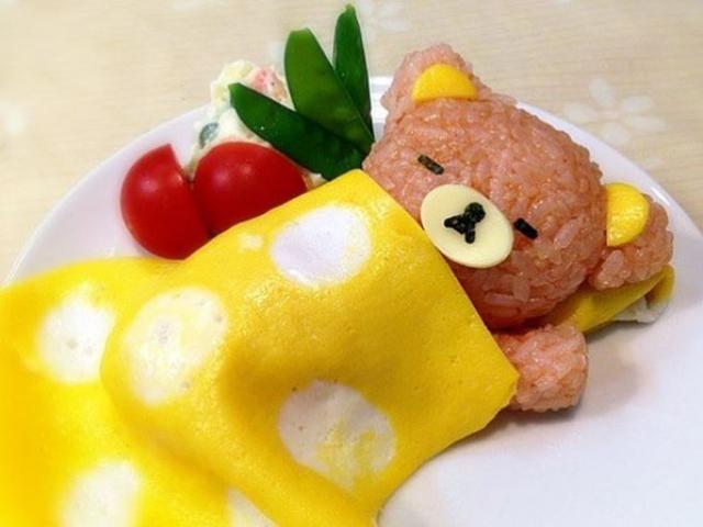 Người Nhật mách bạn cách làm món cơm rang trứng hình gấu siêu dễ thương, cực kỳ đơn giản