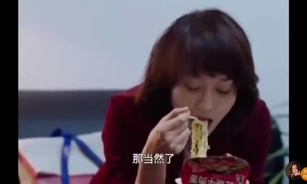 'Nụ hôn mỳ tôm' gây bàn tán trên truyền hình Trung Quốc