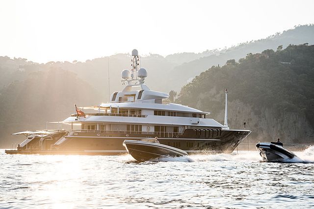 Bên trong du thuyền siêu tiện nghi trị giá 46 triệu USD nơi Tom Cruise thuê để nghỉ dưỡng dài ngày - Ảnh 3.