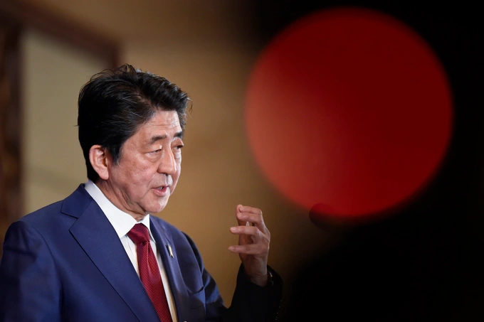 Abenomics, di sản kinh tế của cố Thủ tướng Abe để khôi phục Nhật Bản - 1