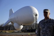 Quân đội Mỹ đã phát triển khinh khí cầu để đối phó với vũ khí siêu thanh của Trung Quốc và Nga.  Ảnh: AP