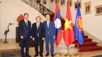 Giao lưu Việt Nam - Lào tại Vương quốc Bỉ nhân kỷ niệm 60 năm thiết lập quan hệ ngoại giao Việt Nam - Lào