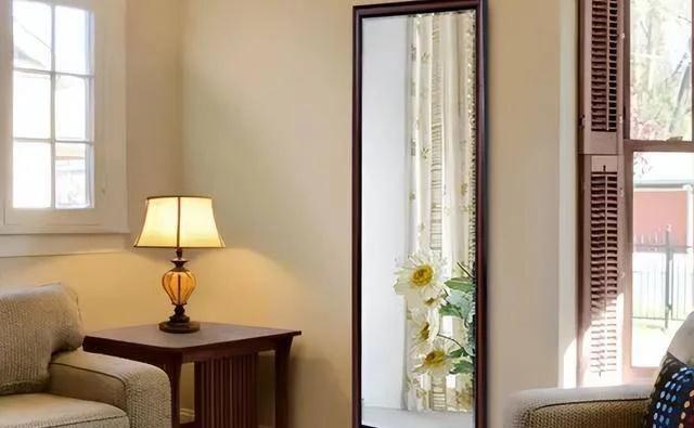 Đèn ngủ phạm phải 3 điều, thảo nào bệnh tật liên miên, vợ chồng cãi vã-2.